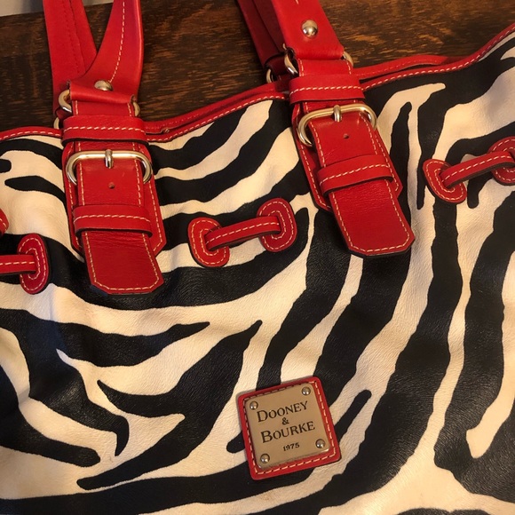 Dooney and Bourke zebra tote bag - Picture 2 of 8
